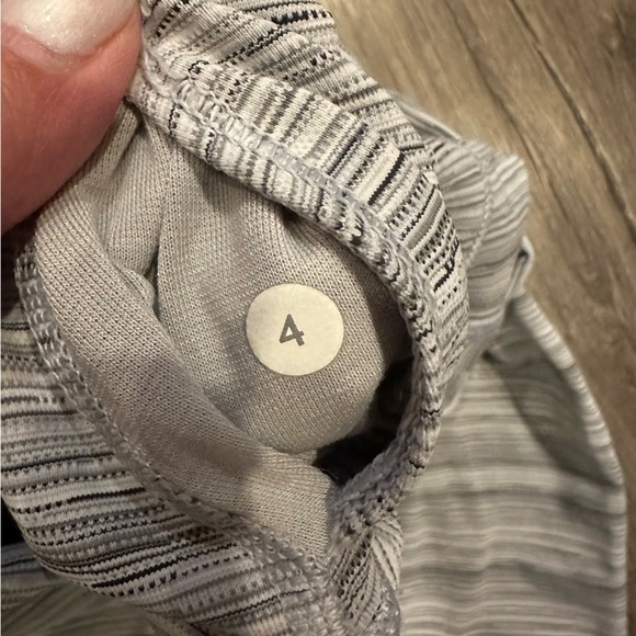 Lululemon High Times Pant Cyber Stripe Silver Fox High Rise 4 Gray White Stripe - Picture 10 of 14